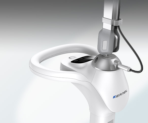 激光光源采用恒功率驅(qū)動設(shè)計